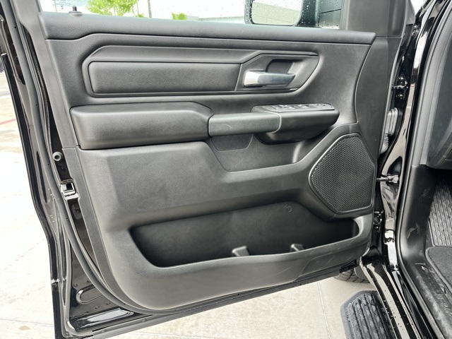 2025 Ram 1500 Tradesman photo 13