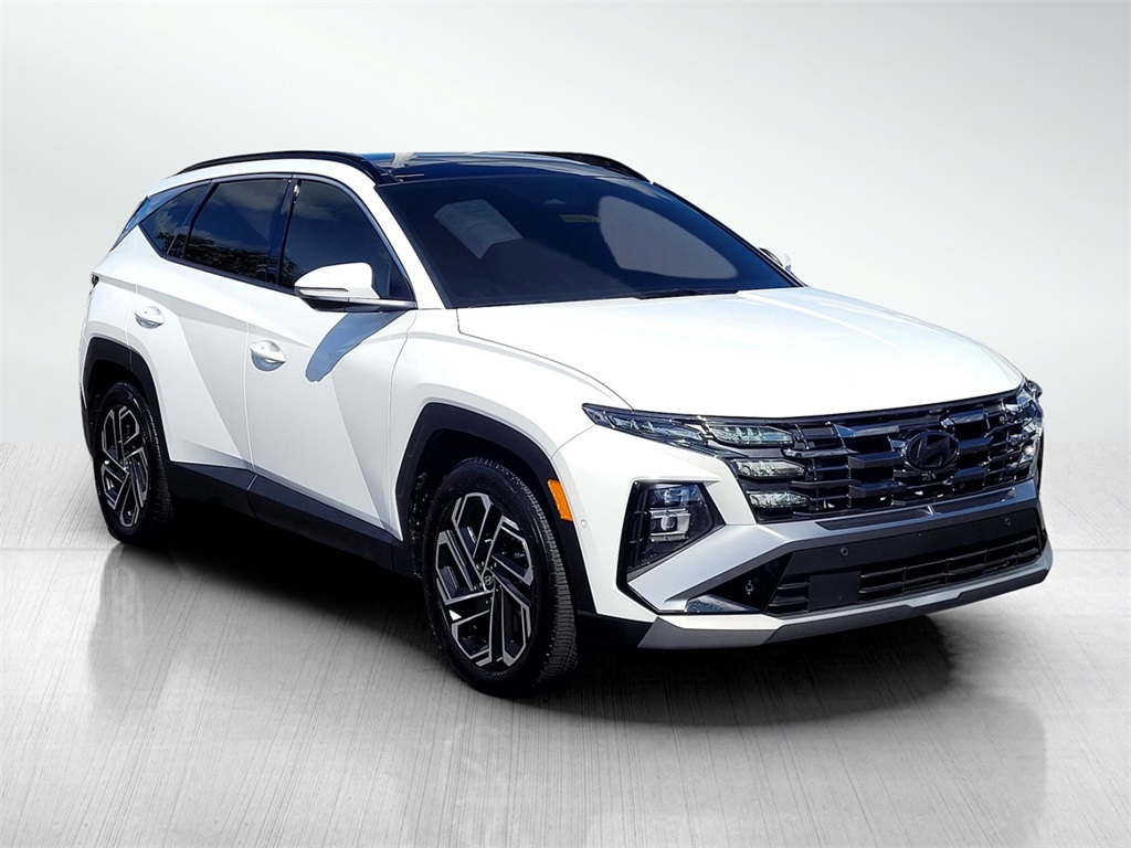2025 Hyundai Tucson Limited photo 3