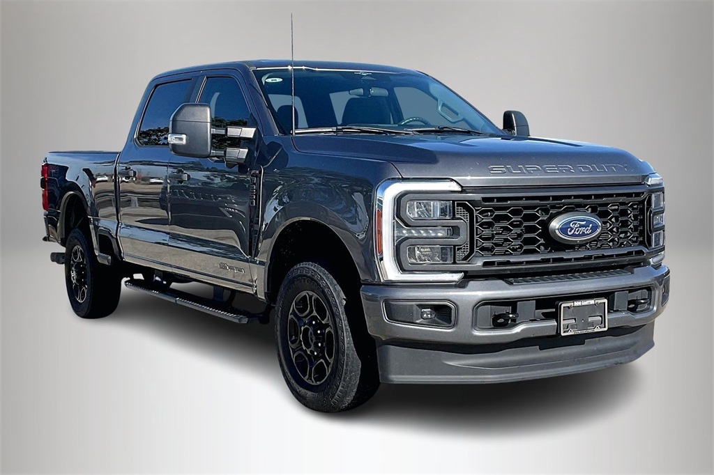 2023 Ford F-250 Super Duty XL's photo