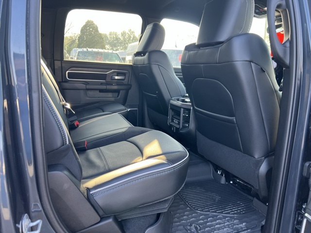 2025 Ram 2500 Laramie photo 18