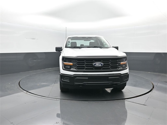 2025 Ford F-150 XL photo 2