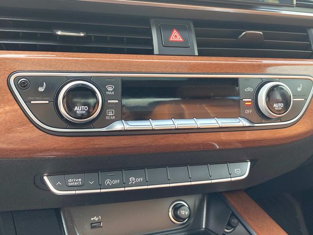 2022 Audi A4 40 Premium Quattro photo 10