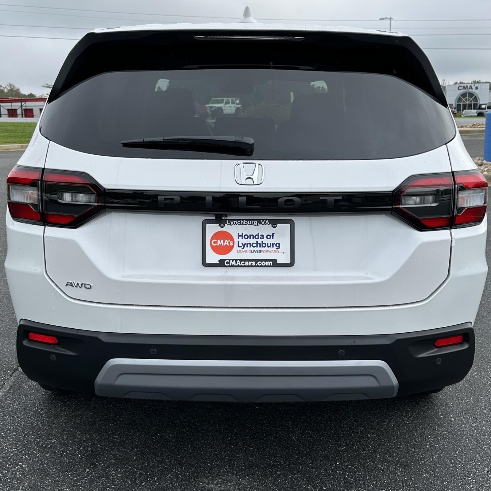 2025 Honda Pilot EX-L photo 2