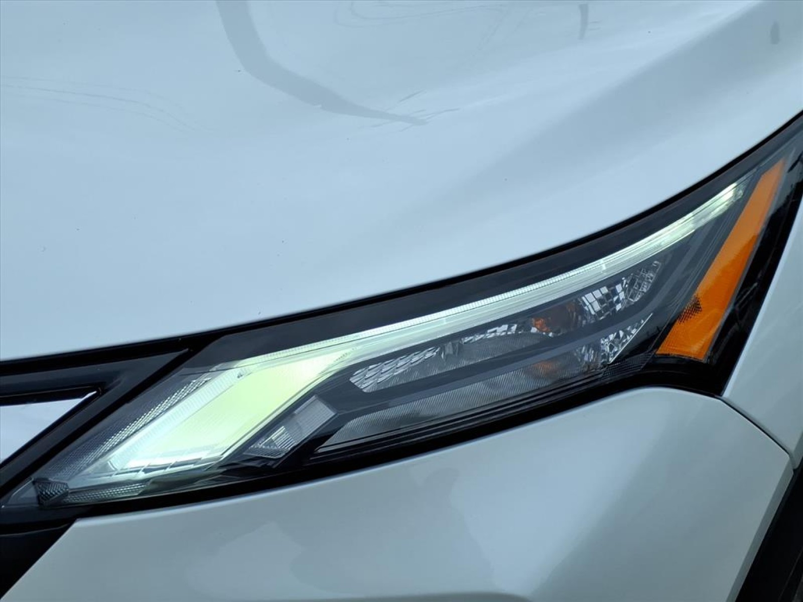 2025 Nissan Rogue S White at Robbins Nissan