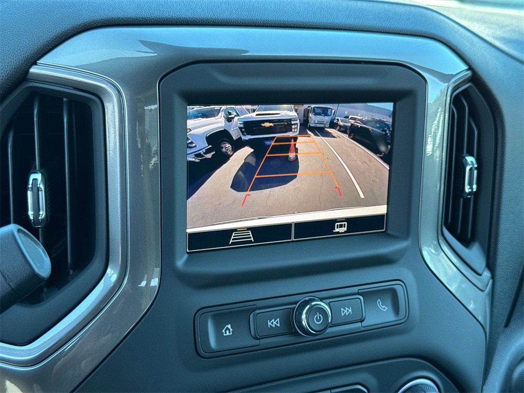 2026 Chevrolet Silverado 1500 Custom photo 18