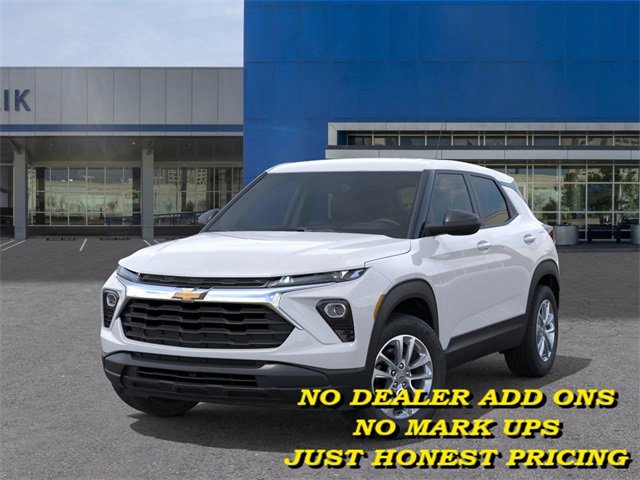 2026 Chevrolet Trailblazer LS photo 3