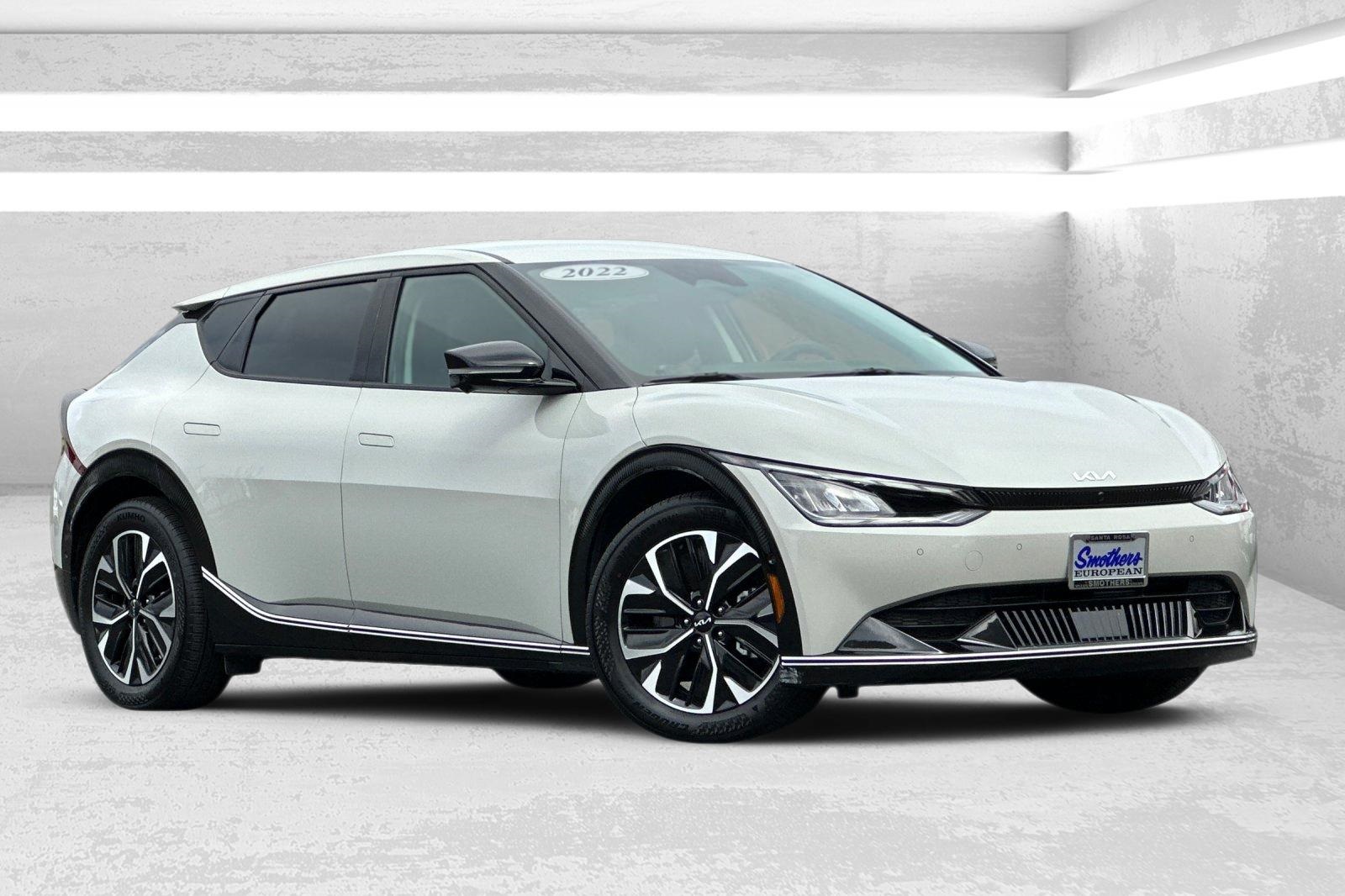 2022 Kia Ev6 Wind's photo