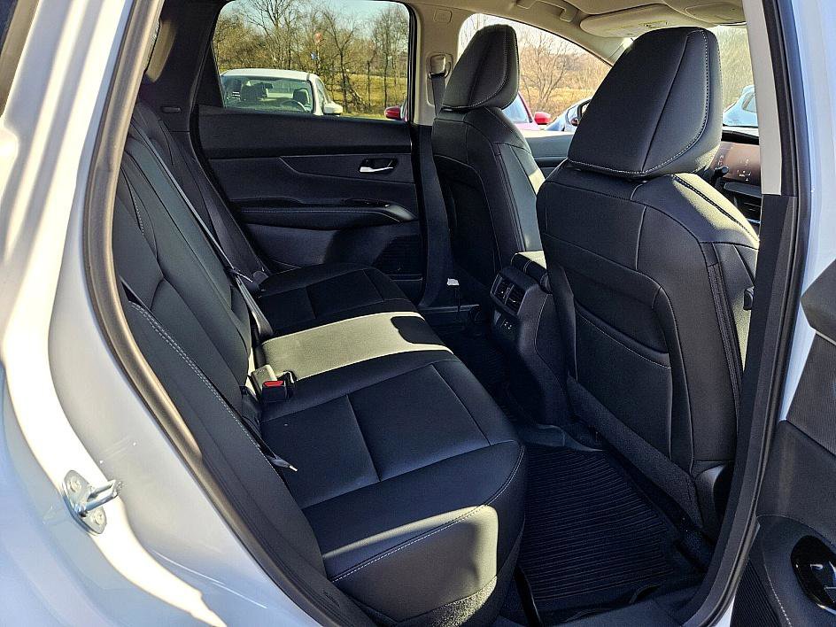 2025 Nissan Murano SV photo 11