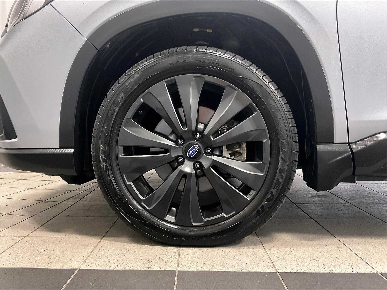 2022 Subaru Ascent Onyx Edition photo 6
