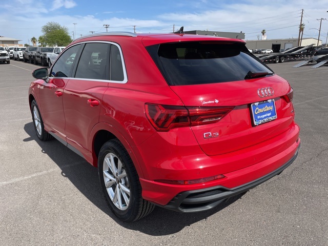 2023 Audi Q3 S line Premium Plus photo 5