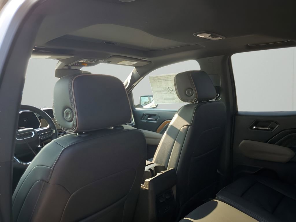 2025 Gmc Canyon Denali photo 18