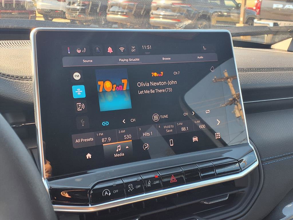 2026 Jeep Compass Latitude Altitude photo 3