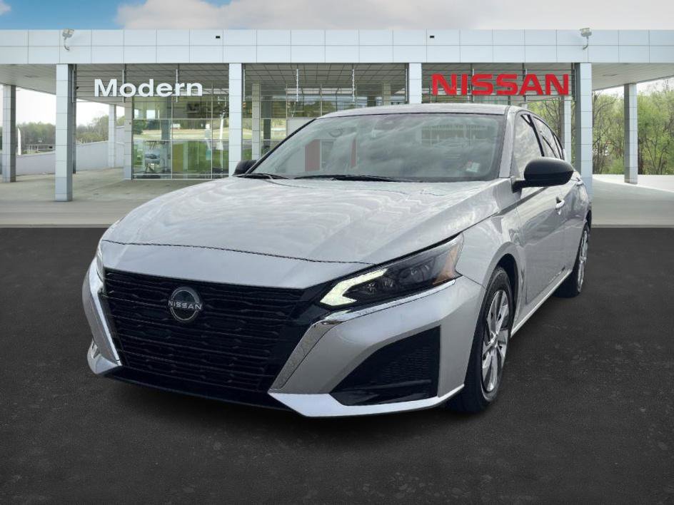 2025 Nissan Altima S