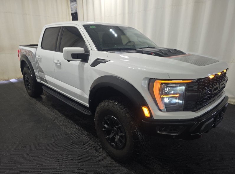 2023 Ford F-150 Raptor photo 3