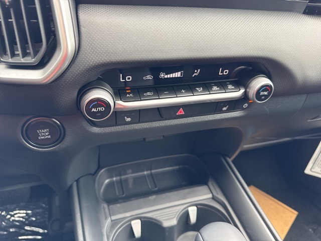 2025 Mazda CX-50 2.5 S Preferred photo 6