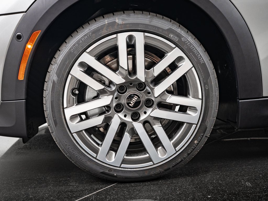 2025 Mini Cooper Signature photo 12