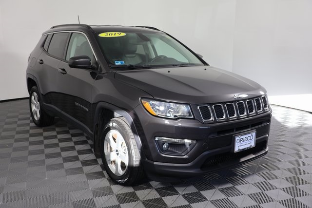 2019 Jeep Compass Latitude's photo