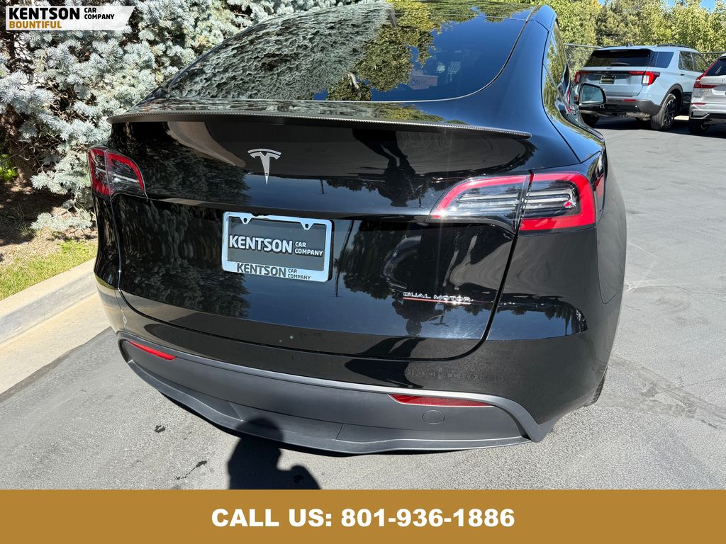 2023 Tesla Model Y Performance photo 27