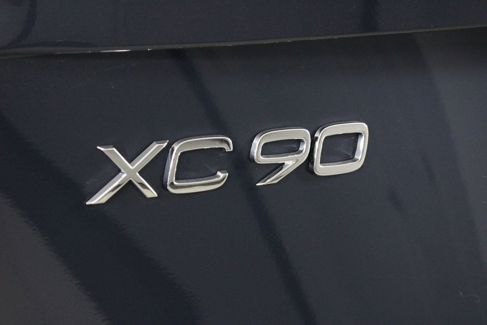 2025 Volvo XC90 photo 15