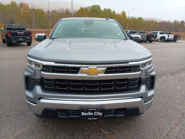 2026 Chevrolet Silverado 1500 LT photo 2