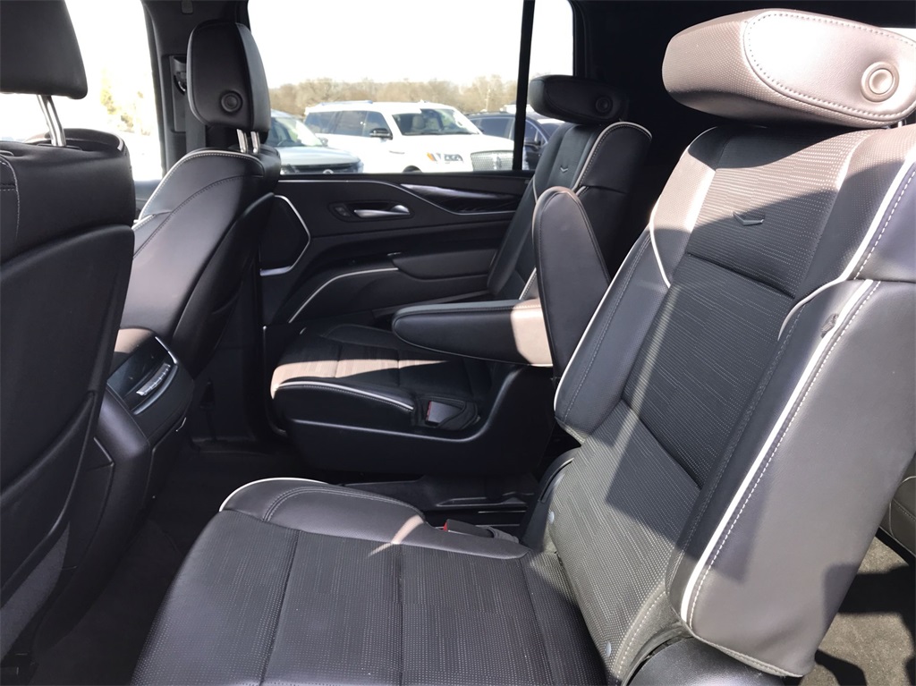 2023 Cadillac Escalade ESV Sport photo 23