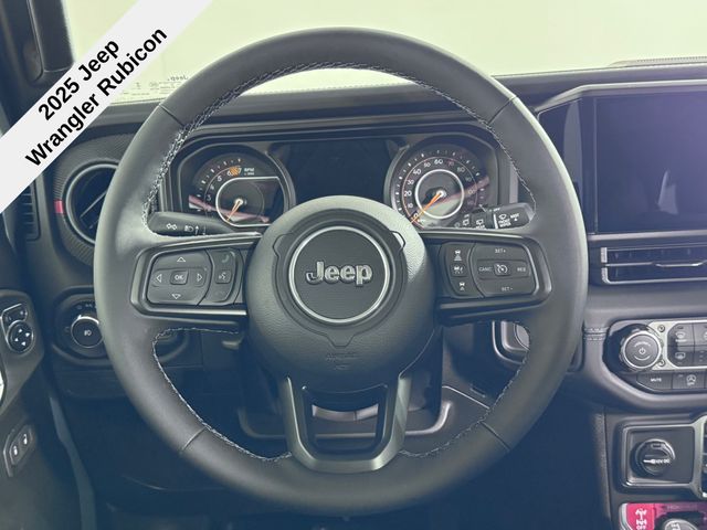 2025 Jeep Wrangler Rubicon photo 21