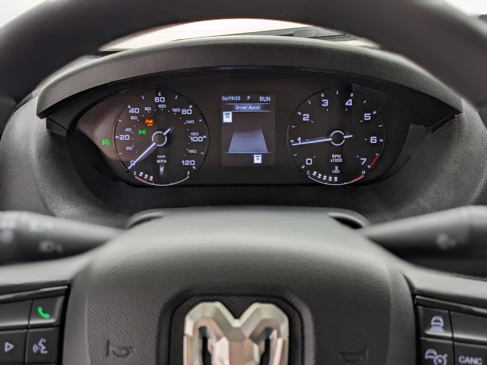 2024 Ram ProMaster 2500 photo 21