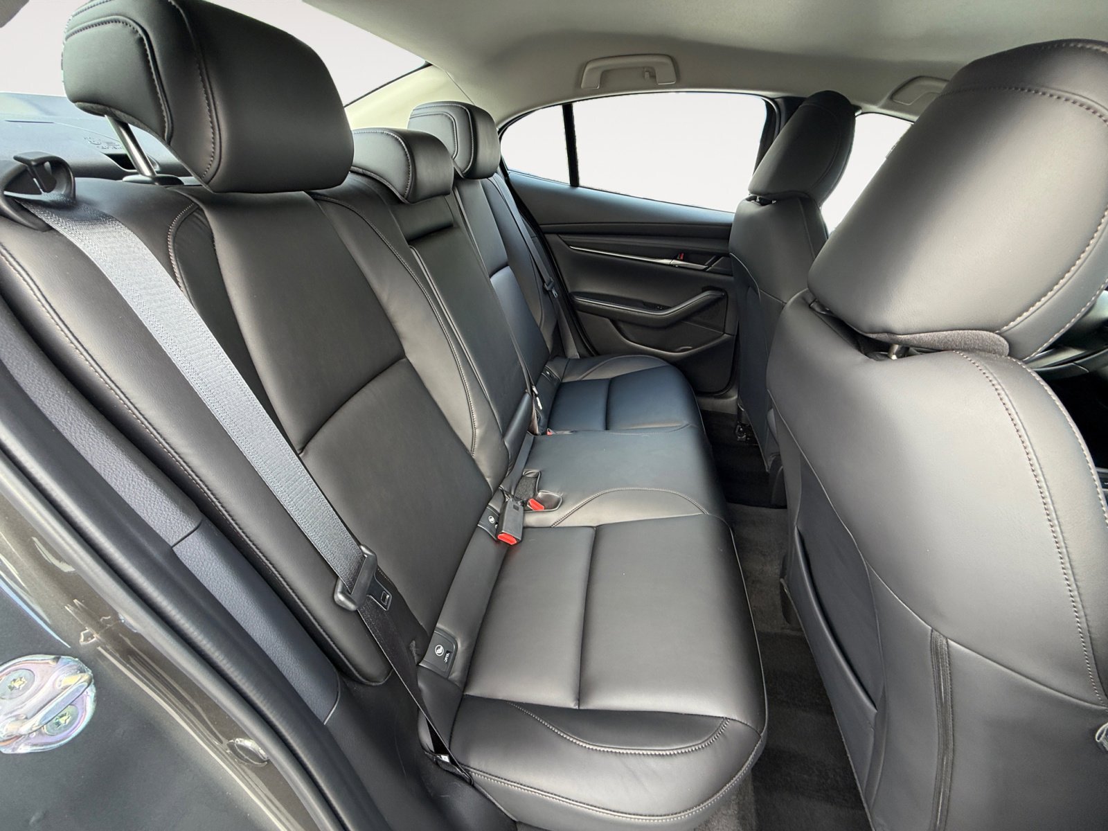 2025 Mazda Mazda3 2.5 Select Sport photo 18