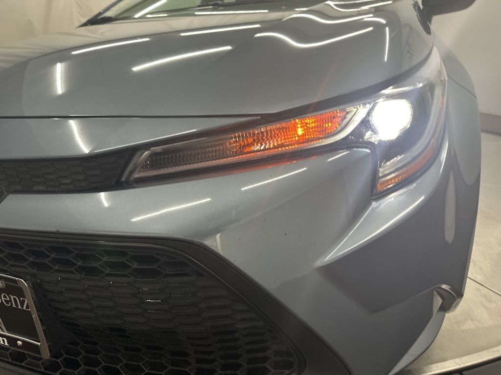 2022 Toyota Corolla LE photo 26