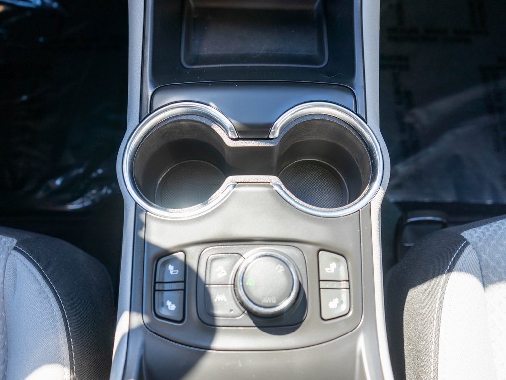2023 Gmc Terrain SLE photo 18