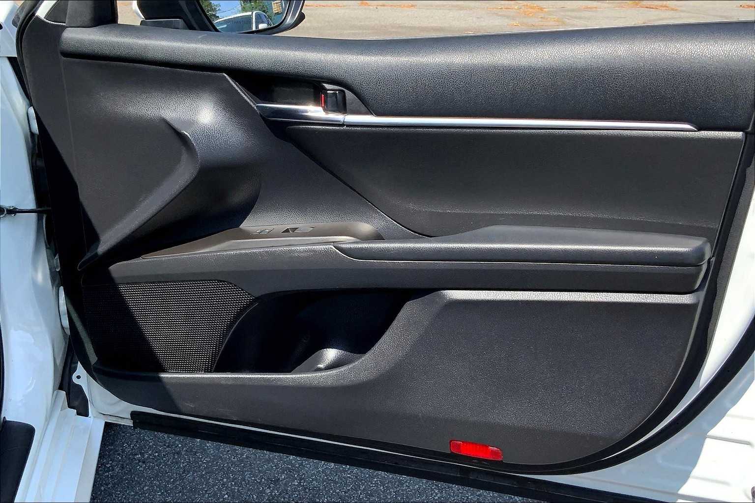2023 Toyota Camry LE photo 39