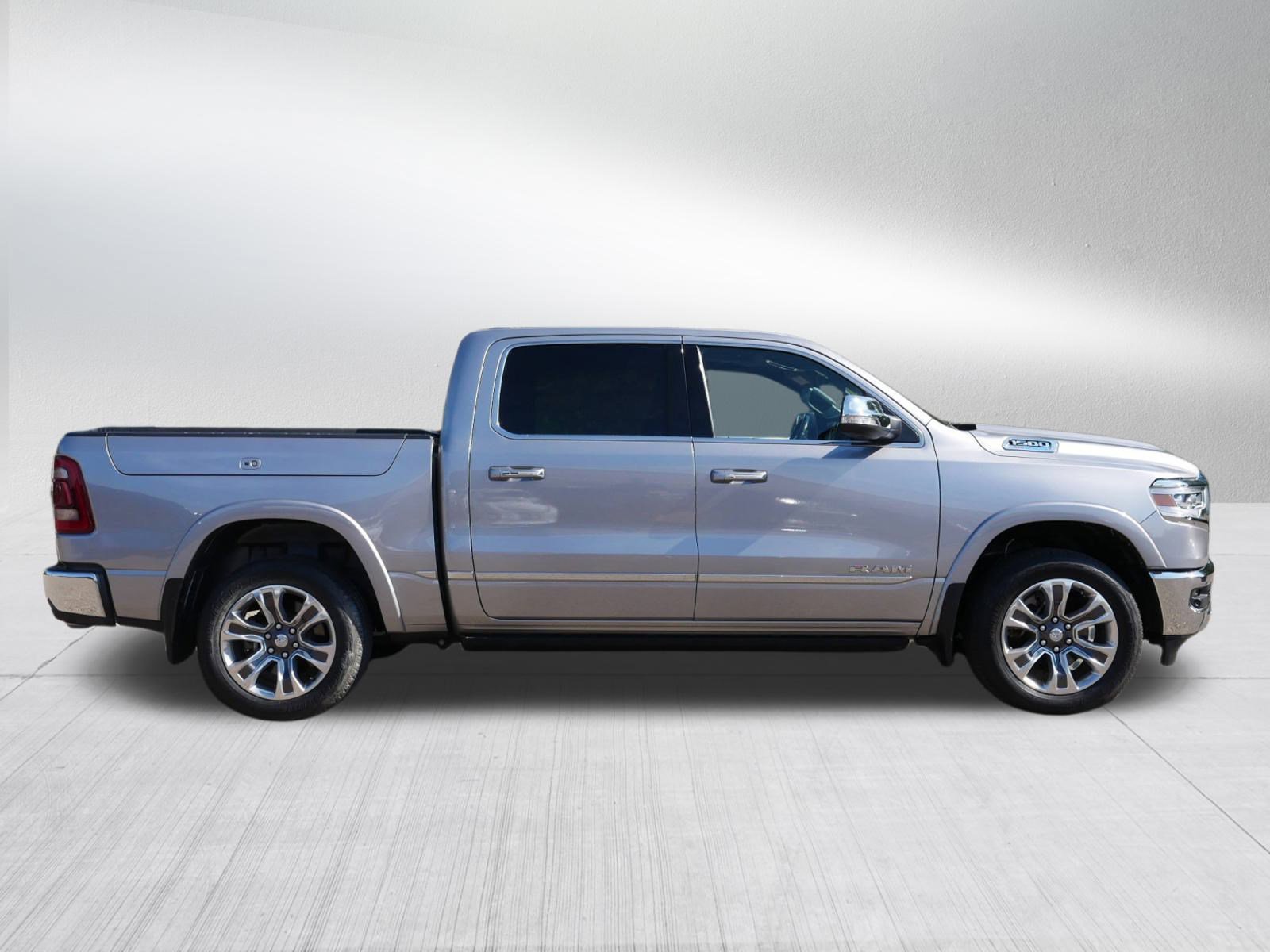 2022 Ram 1500 Limited photo 8