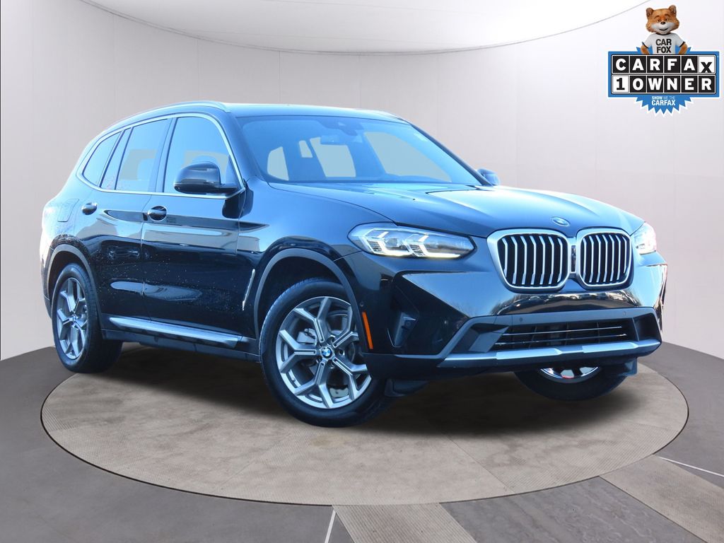 2023 BMW X3 30i's photo