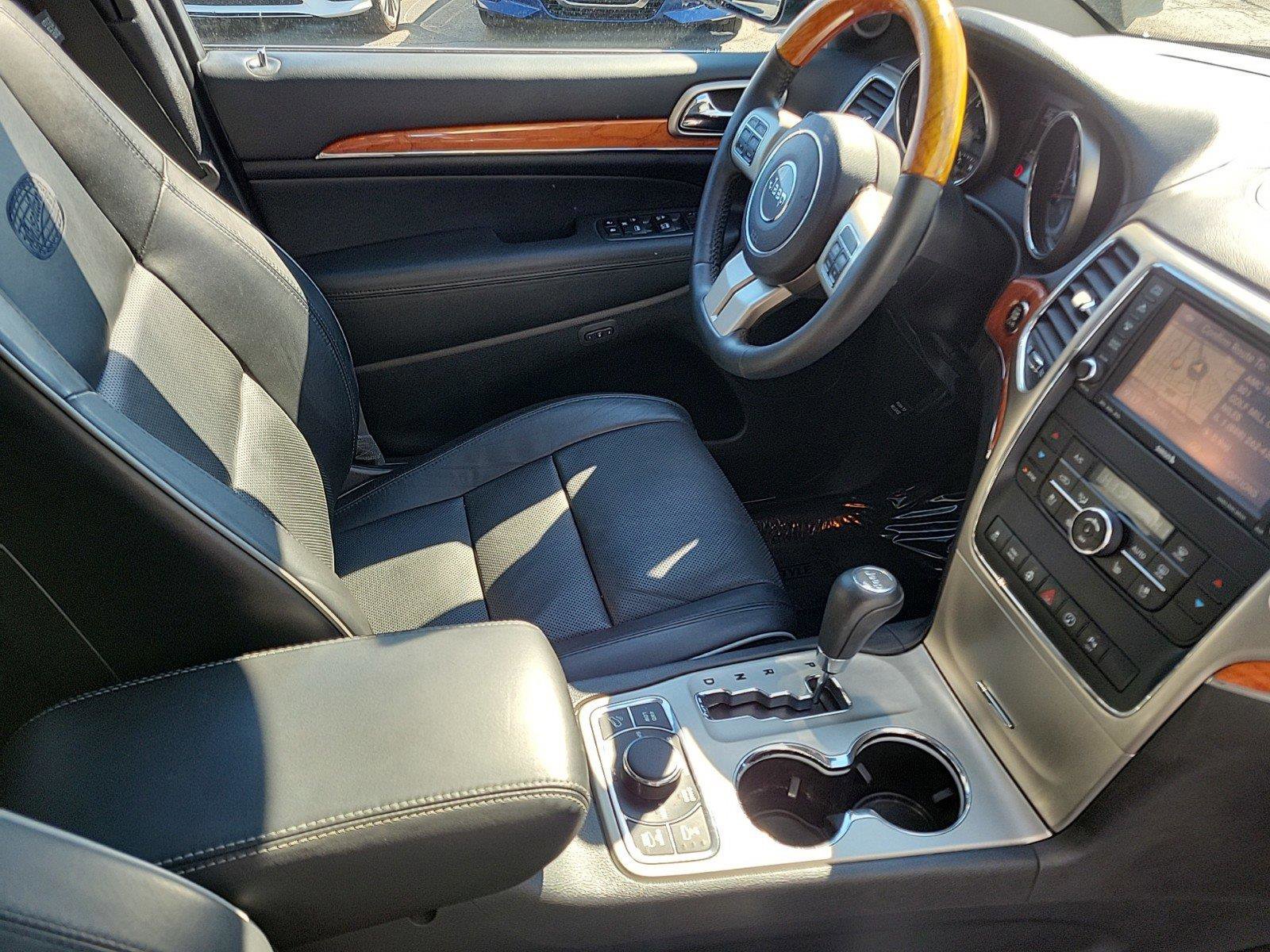 2013 JEEP GRAND CHEROKEE - Image 32