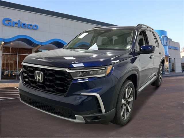 2025 Honda Pilot Touring's photo
