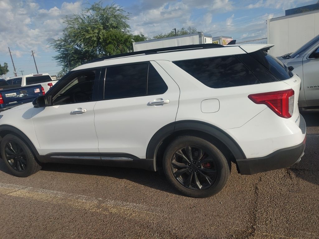 2021 Ford Explorer Limited photo 4