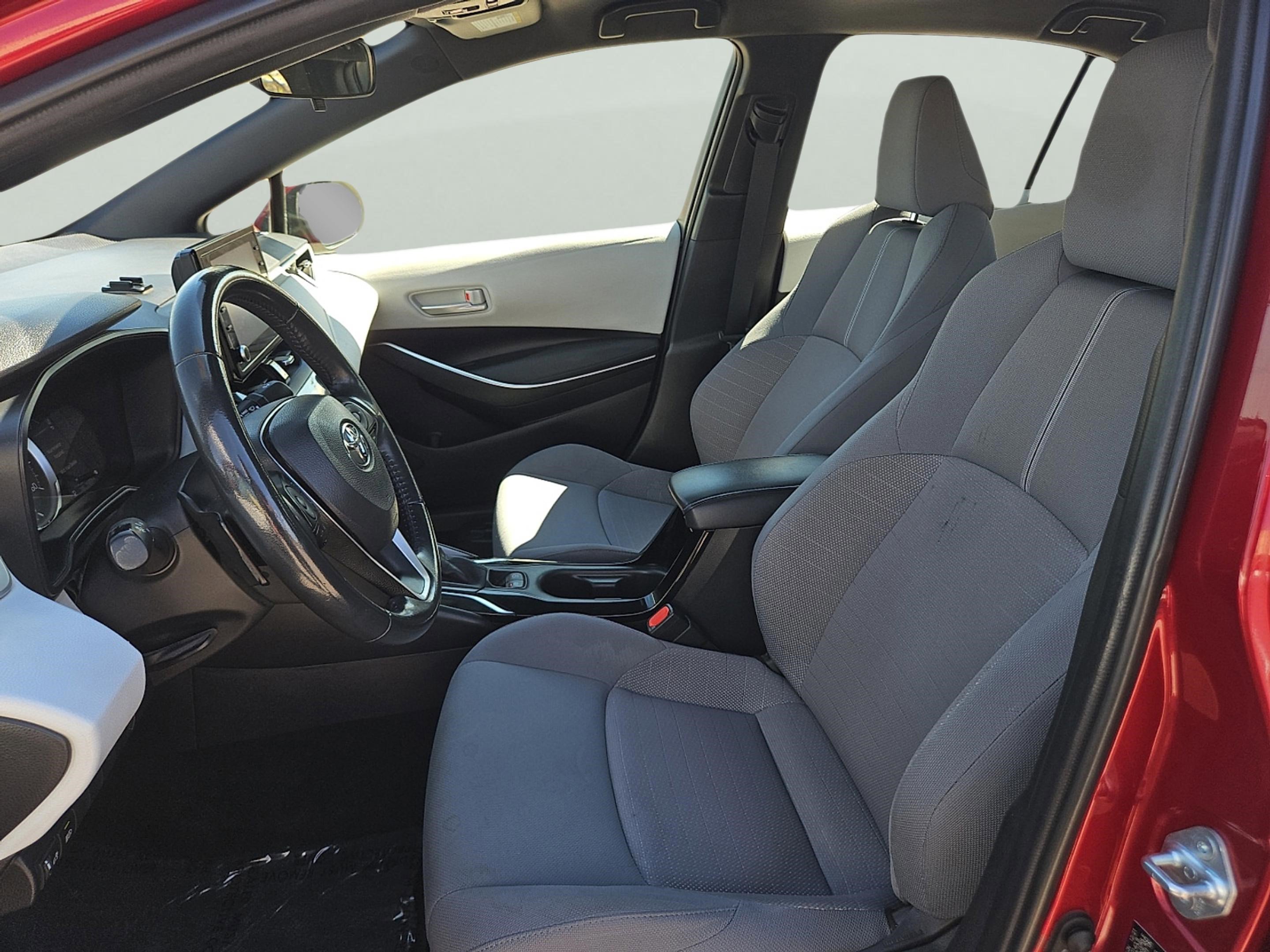 2022 Toyota Corolla SE photo 5