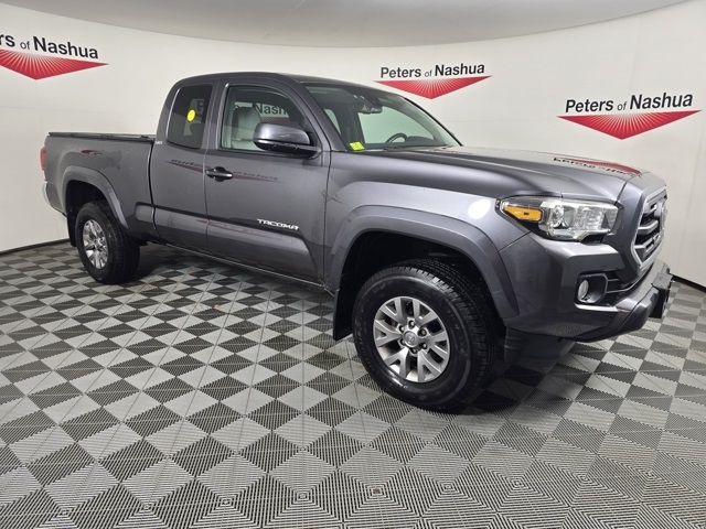 2018 Toyota Tacoma SR5's photo