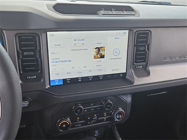 2025 Ford Bronco Base photo 17