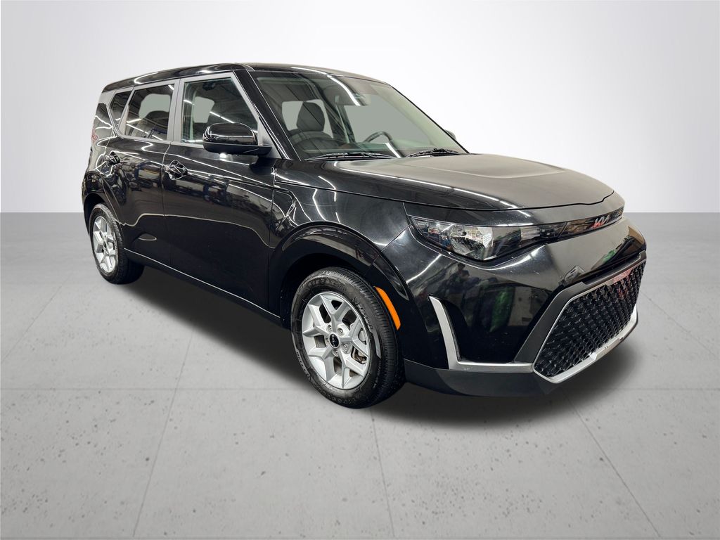 2023 Kia Soul LX photo 8