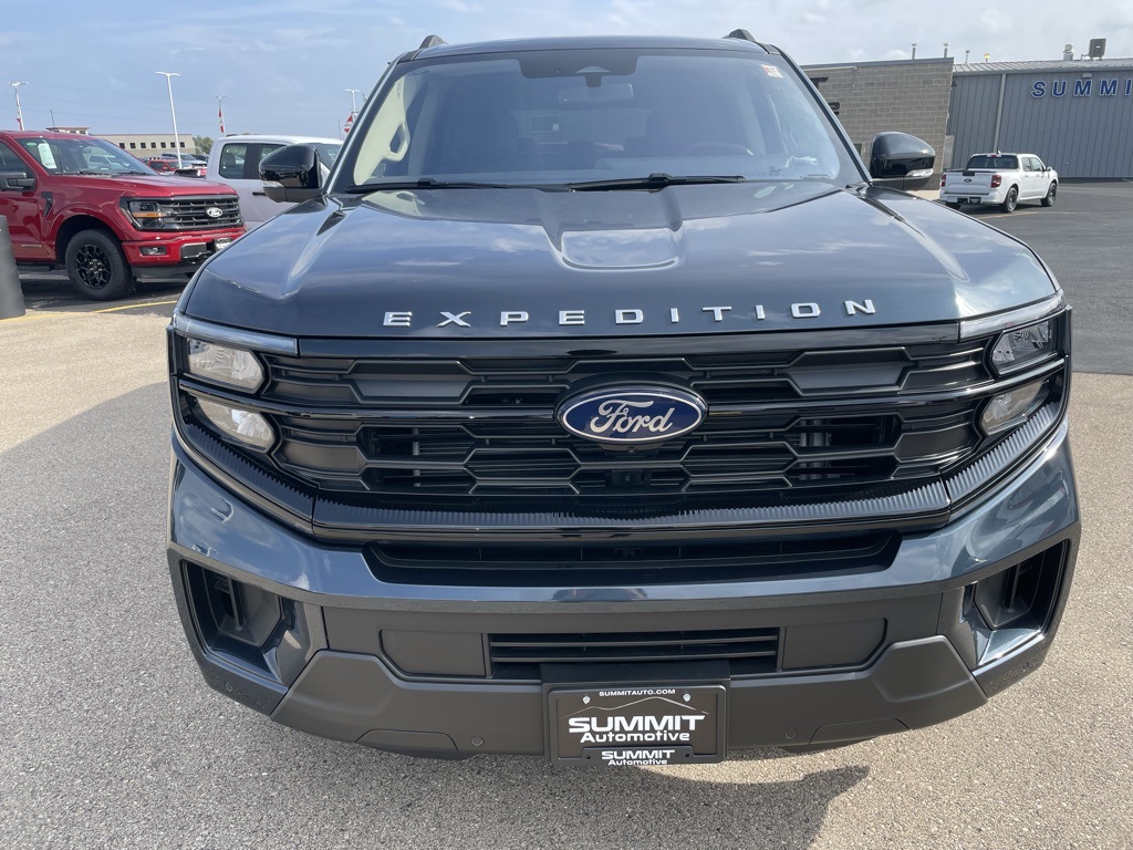 2025 Ford Expedition photo 25