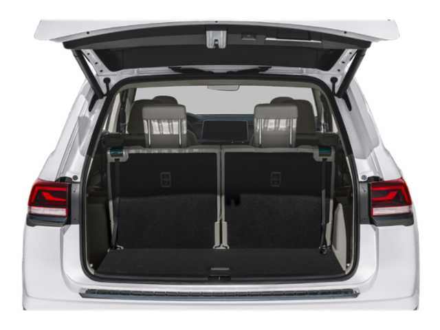 2026 Volkswagen Atlas SEL Premium R-Line photo 8