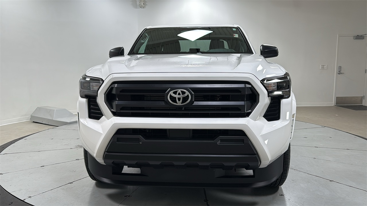 2024 Toyota Tacoma SR photo 2