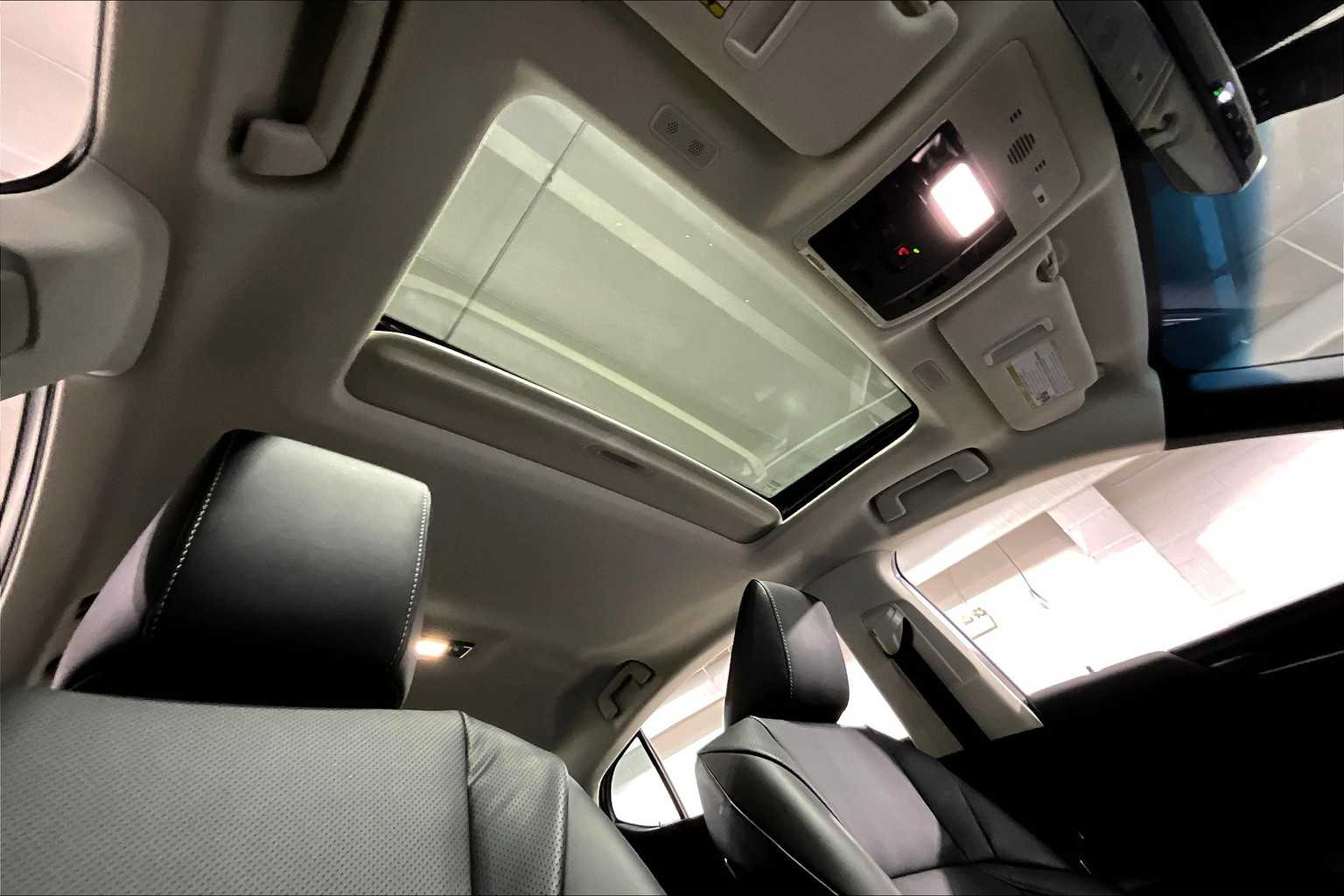 2025 Lexus ES Premium photo 12