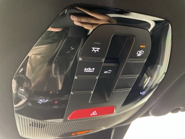2025 Kia K4 GT-Line photo 31
