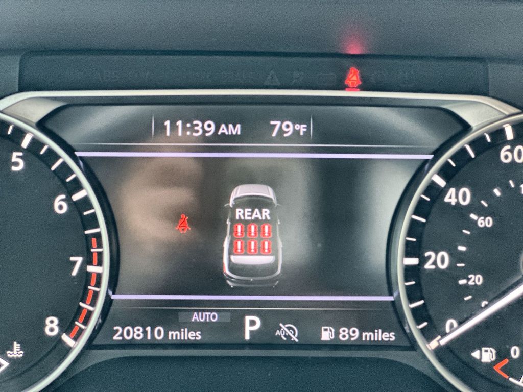 2024 Nissan Pathfinder SV photo 12