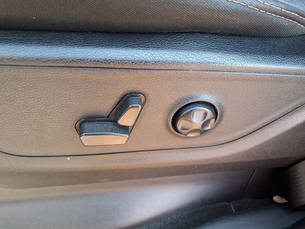 2021 Ram 1500 Big Horn photo 4
