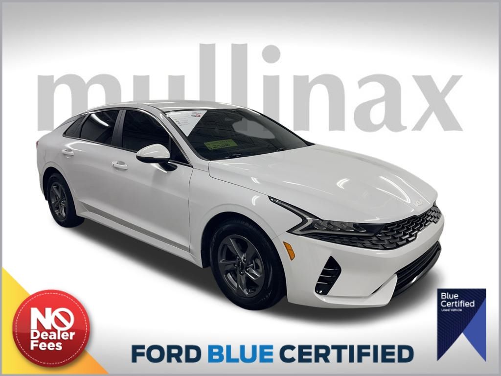 2024 Kia K5 LXS's photo