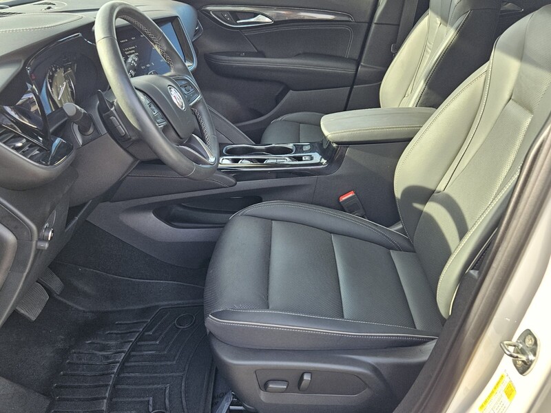 2023 Buick Envision Essence photo 9