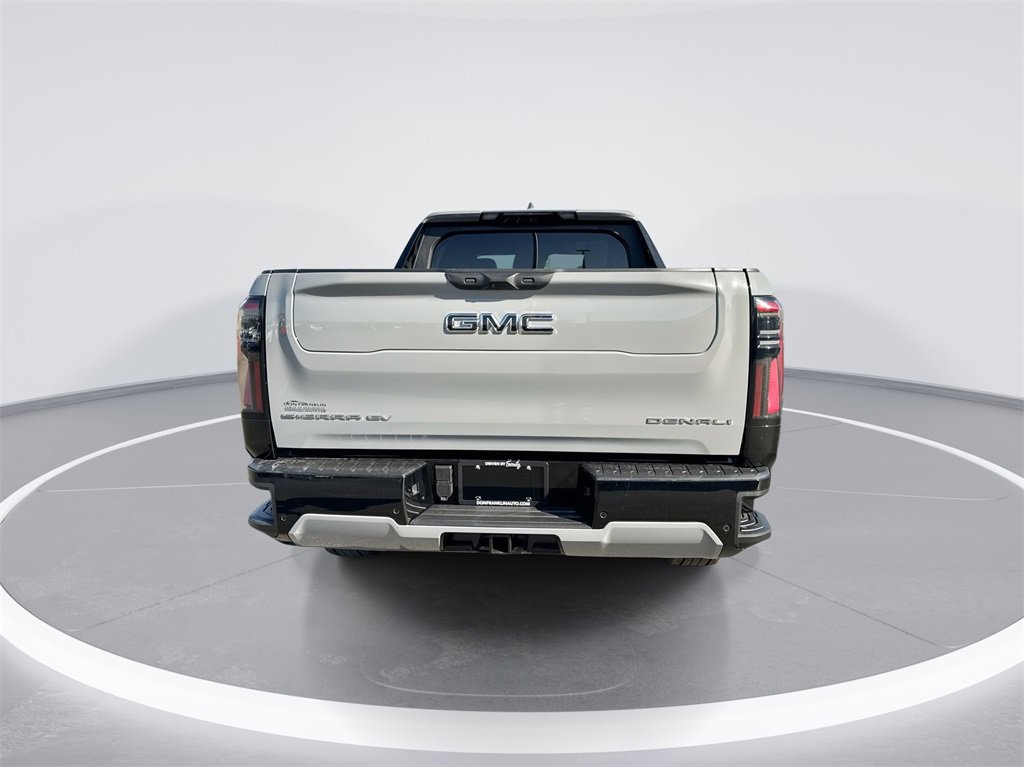 2025 Gmc Sierra EV Denali photo 7